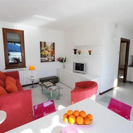 Fiumelatte Sleeps 3 * Varenna